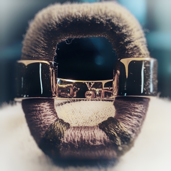 Vince Camuto Vintage Green and Gold Statement Ring size 7 - Picture 2 of 4